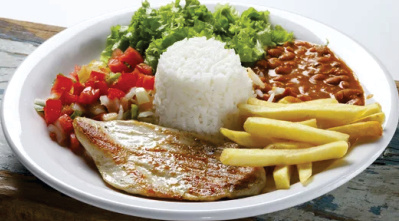Prato executivo com filé de peixe, arroz, feijão, fritas e salada